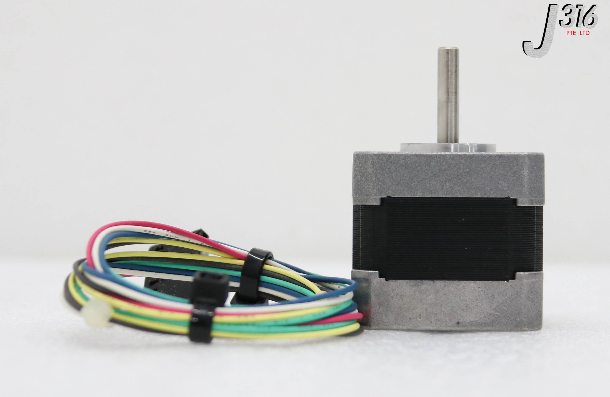 ‥ 34508 ORIENTAL MOTOR VEXTA 2-PHASE STEP MOTOR, 1.8°/STEP PX244